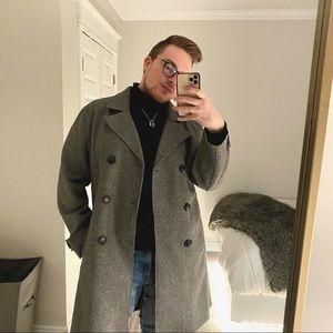 Meet your Posher, Dillon